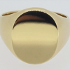9ct Yellow Gold Signet Ring - Image 2