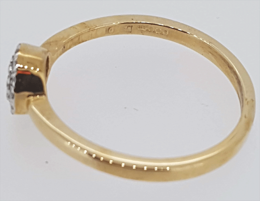 Vintage 9ct Diamond Cluster Ring - Image 2