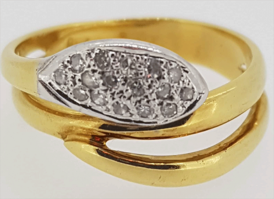 Vintage 18ct Diamond Snake ring