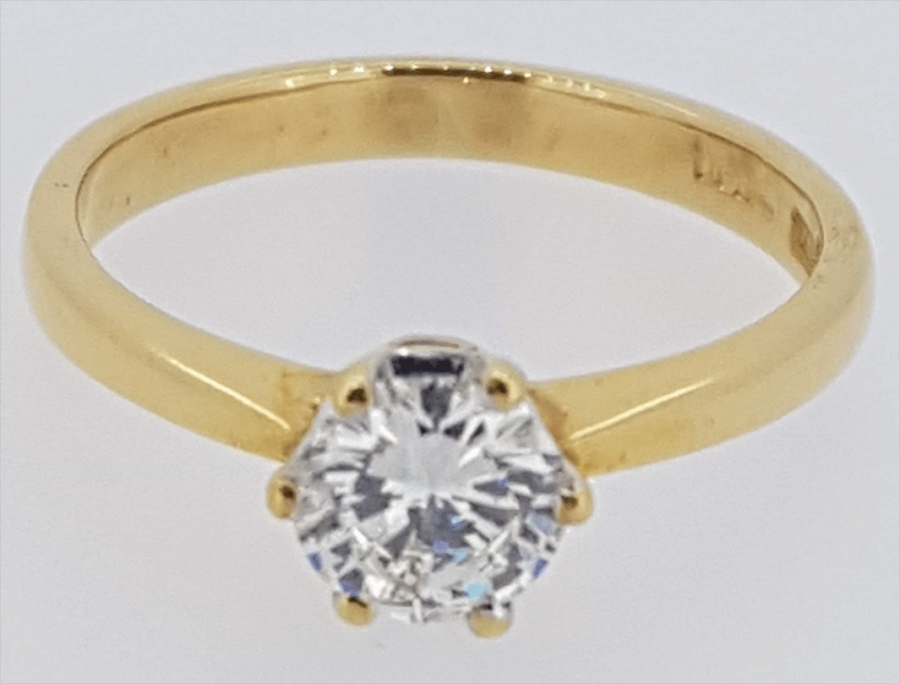 18ct Yellow Gold Diamond Solitaire Ring