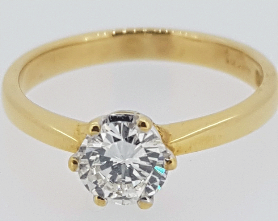 18ct Yellow Gold Diamond Solitaire Ring - Image 3