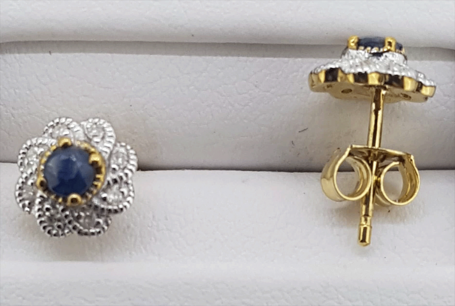 9ct yellow gold and white gold  Sapphire and Diamond cluster stud earrings - Image 3