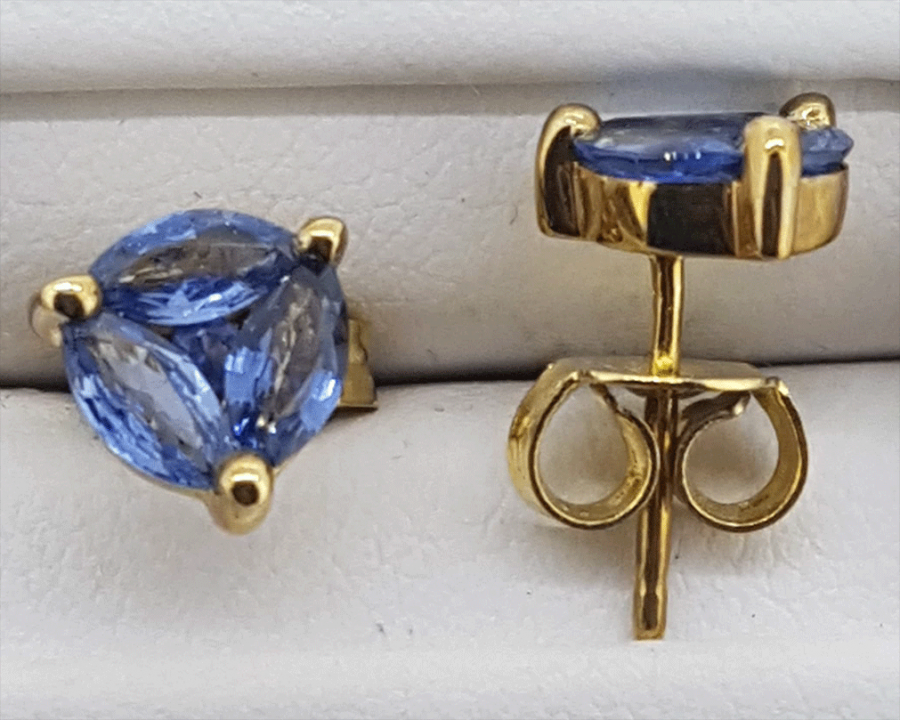 9ct yellow gold blue sapphire stud earrings - Image 2